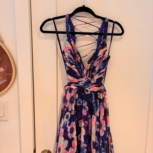 Mac Duggal Blue Floral Cutout Gown Sz 0 MSRP $598 - Picture 1 of 9